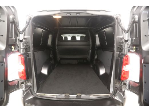 Peugeot Expert 2.0 BlueHDI 180PK L3H1 | Aut. | Dubbele Cabine | Clima | Camera | HuD | Adap. Cruise | Trekhaak |... ActivLease financial lease