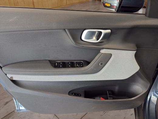 Polestar 2 Long Range Single Motor 8 kWh | Pilot Assist | BLIS | Camera | Stoel + Stuur verwarming | ActivLease financial lease