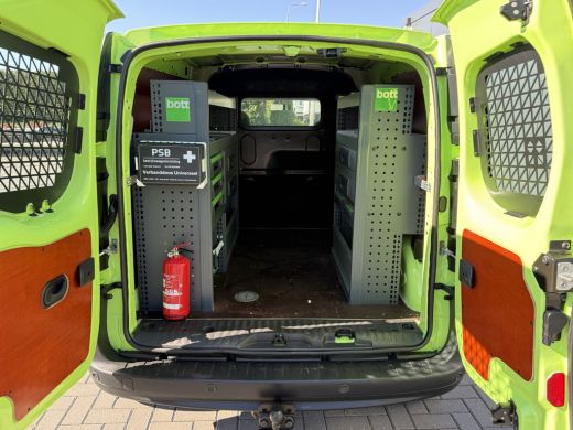 Renault Kangoo 1.5 dCi E6 / L1H1 / 1e EIG. / BOTT INRICHTING / TREKHAAK / AIRCO / CRUISE / NAVI ActivLease financial lease