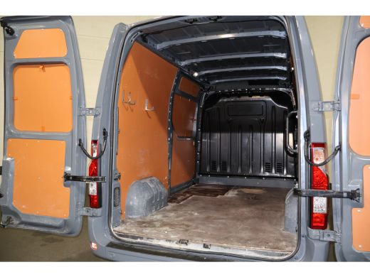 Renault Master 2.3 dCi 180pk L2 H2 Black Edition ActivLease financial lease