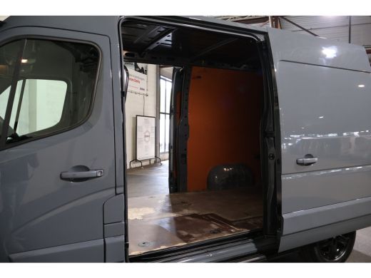 Renault Master 2.3 dCi 180pk L2 H2 Black Edition ActivLease financial lease