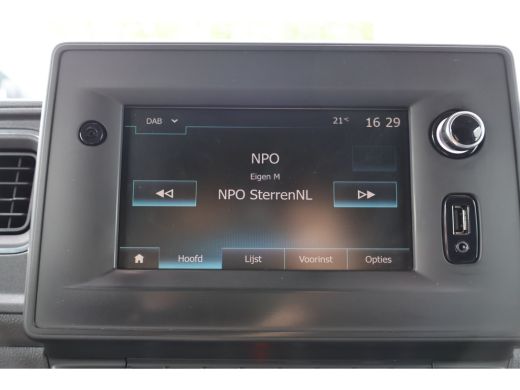 Renault Master 2.3 dCi 180pk L2 H2 Black Edition ActivLease financial lease