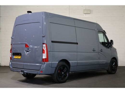 Renault Master 2.3 dCi 180pk L2 H2 Black Edition ActivLease financial lease