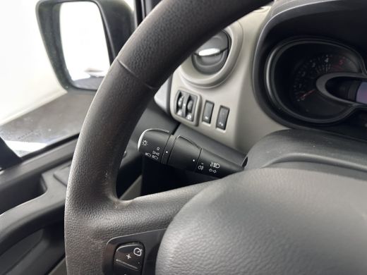 Renault Trafic 1.6 dCi T29 L1H1 Comfort Energy *NAVI-FULLMAP | AIRCO | CRUISE | PDC | TOWBAR* ActivLease financial lease