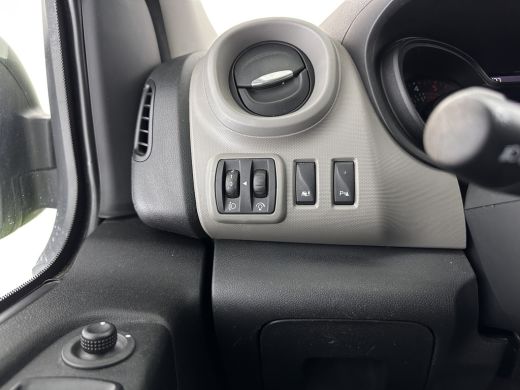 Renault Trafic 1.6 dCi T29 L1H1 Comfort Energy *NAVI-FULLMAP | AIRCO | CRUISE | PDC | TOWBAR* ActivLease financial lease