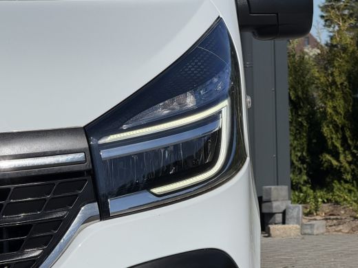 Renault Trafic 2.0 dCi 145 PK / AUTOMAAT / L1H1 / 2x SCHUIFDEUR / SORTIMO INRICHTING / TREKHAAK / IMPERIAAL ActivLease financial lease