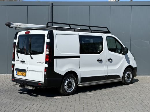 Renault Trafic 2.0 dCi 145 PK / AUTOMAAT / L1H1 / 2x SCHUIFDEUR / SORTIMO INRICHTING / TREKHAAK / IMPERIAAL ActivLease financial lease