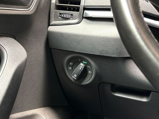 Skoda Karoq 1.0 TSI Sport (VIRTUAL COCKPIT, APPLE CARPLAY, GROOT NAVI, KEYLESS, CLIMATE, SPORTSTOELEN, PARKEE... ActivLease financial lease