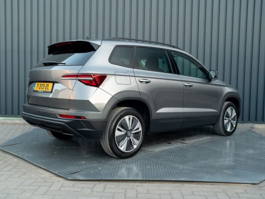 Skoda Karoq 1.5 TSI ACT Business Edition Plus | Camera | Stoelverw. | Elk. A-klep | Prijs Rijklaar!! ActivLease financial lease