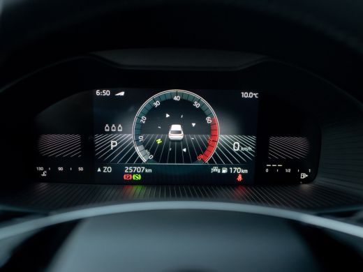 Skoda Karoq 1.5 TSI ACT Business Edition Plus | Camera | Stoelverw. | Elk. A-klep | Prijs Rijklaar!! ActivLease financial lease