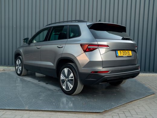 Skoda Karoq 1.5 TSI ACT Business Edition Plus | Camera | Stoelverw. | Elk. A-klep | Prijs Rijklaar!! ActivLease financial lease