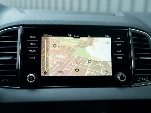 Skoda Karoq 1.5 TSI ACT Business Edition Plus | Camera | Stoelverw. | Elk. A-klep | Prijs Rijklaar!! ActivLease financial lease