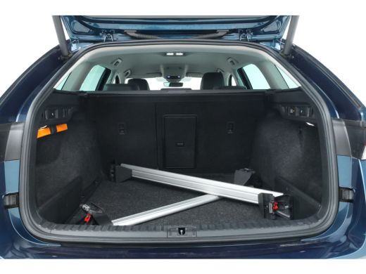 Skoda Octavia Combi 2.0 TDI Automaat, Navigatie, Climate, trekhaak, ActivLease financial lease