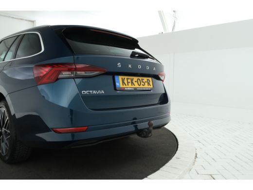 Skoda Octavia Combi 2.0 TDI Automaat, Navigatie, Climate, trekhaak, ActivLease financial lease