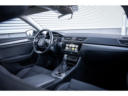 Skoda Superb Combi 1.4 TSI 218PK iV Style | Achteruitrijcamera | Apple Carplay/Android Auto|telefoonintegratie... ActivLease financial lease