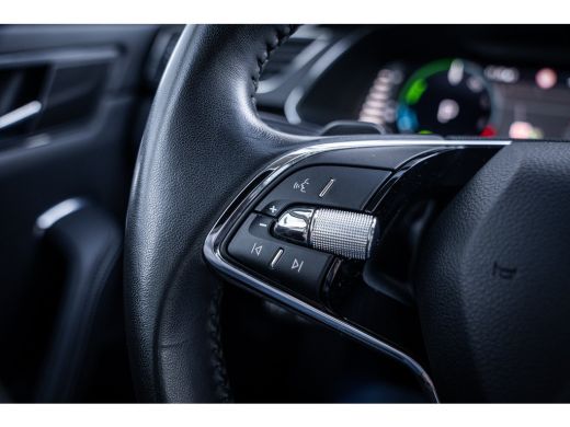 Skoda Superb Combi 1.4 TSI 218PK iV Style | Achteruitrijcamera | Apple Carplay/Android Auto|telefoonintegratie... ActivLease financial lease