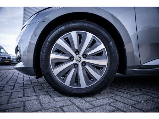 Skoda Superb Combi 1.4 TSI 218PK iV Style | Achteruitrijcamera | Apple Carplay/Android Auto|telefoonintegratie... ActivLease financial lease