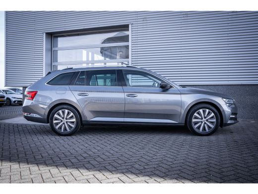 Skoda Superb Combi 1.4 TSI 218PK iV Style | Achteruitrijcamera | Apple Carplay/Android Auto|telefoonintegratie... ActivLease financial lease