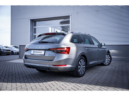 Skoda Superb Combi 1.4 TSI 218PK iV Style | Achteruitrijcamera | Apple Carplay/Android Auto|telefoonintegratie... ActivLease financial lease