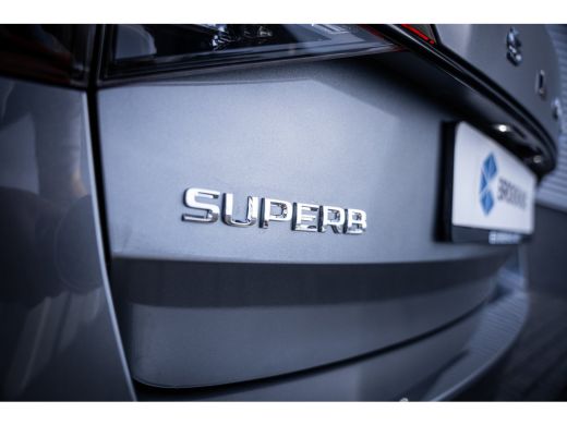 Skoda Superb Combi 1.4 TSI 218PK iV Style | Achteruitrijcamera | Apple Carplay/Android Auto|telefoonintegratie... ActivLease financial lease