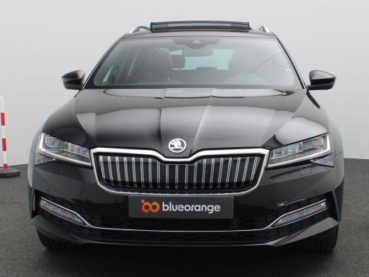 Skoda Superb Combi 1.4 TSI iV Laurin & Klement 218PK DSG SOH 90,67%, Panoramadak, Trekhaak, Leder, Memorystoel... ActivLease financial lease