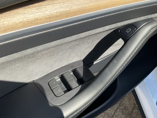 Tesla Model Y Long Range AWD 75 kWh FSD Computer 3 ActivLease financial lease