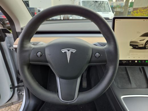 Tesla Model Y Long Range AWD 75 kWh FSD Computer 3 ActivLease financial lease