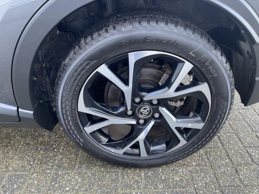 Toyota C-HR 1.8 Hybrid Style Ultimate ActivLease financial lease