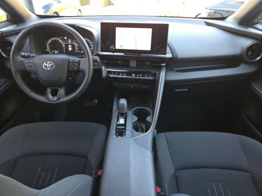 Toyota C-HR 2.0 Plug-in Hybrid 220 Dynamic | Apple CarPlay | Blindspot | Rijklaar incl. garantie | ActivLease financial lease