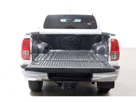 Toyota Hilux 2.4 D-4D-F 150pk E6 4WD 4x4 Double Cab Automaat 04-2020 ActivLease financial lease