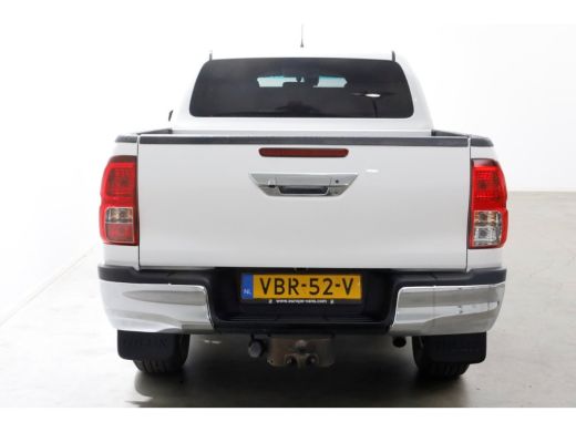 Toyota Hilux 2.4 D-4D-F 150pk E6 4WD 4x4 Double Cab Automaat 08-2019 ActivLease financial lease