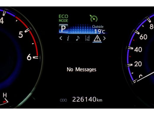 Toyota Hilux 2.4 D-4D-F 150pk E6 4WD 4x4 Double Cab Automaat 08-2019 ActivLease financial lease