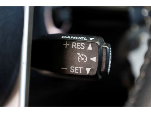 Toyota Hilux 2.4 D-4D-F 150pk E6 4WD 4x4 Double Cab Automaat 08-2019 ActivLease financial lease