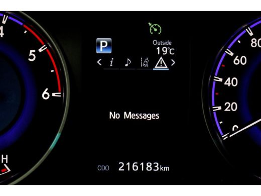 Toyota Hilux 2.4 D-4D-F 150pk E6 4WD 4x4 Double Cab Automaat 08-2019 ActivLease financial lease