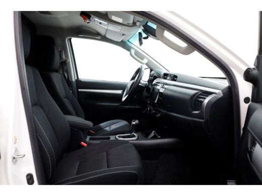 Toyota Hilux 2.4 D-4D-F 150pk E6 4WD 4x4 Double Cab Automaat 08-2019 ActivLease financial lease