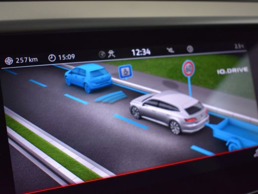 Volkswagen Arteon 1.4 TSI eHybrid R-Line Business+ 218pk | Trekhaak | Panorama dak | Lederen bekleding met memory s... ActivLease financial lease