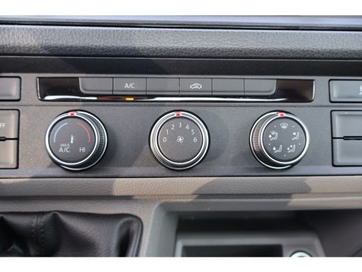 Volkswagen Crafter 35 2.0 TDI 177pk L4 Open Laadbak Leer Led Luxe ActivLease financial lease