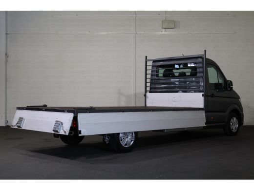 Volkswagen Crafter 35 2.0 TDI 177pk L4 Open Laadbak Leer Led Luxe ActivLease financial lease