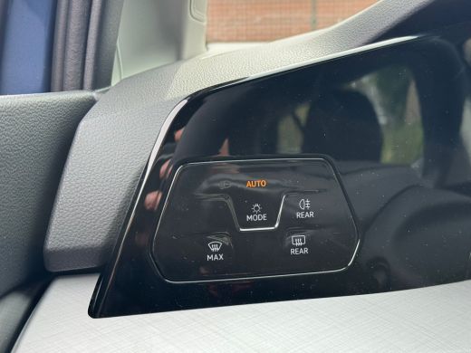 Volkswagen Golf 1.5 TSI 115PK LIFE CAMERA/NAVI/HEAD-UP FABRIEKS GARANTIE ActivLease financial lease