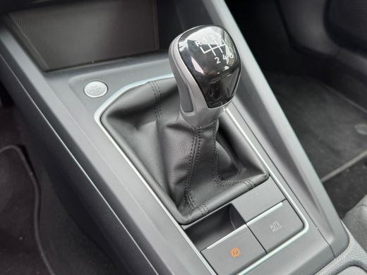 Volkswagen Golf 1.5 TSI 115PK LIFE CAMERA/NAVI/HEAD-UP FABRIEKS GARANTIE ActivLease financial lease