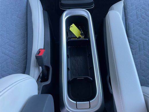 Volkswagen ID. Buzz 1st 77kWh | IQ Light | Adaptive Cruise | Camera | SOH 98% | Elec. Achterklep ActivLease financial lease