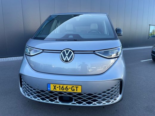 Volkswagen ID. Buzz 1st 77kWh | IQ Light | Adaptive Cruise | Camera | SOH 98% | Elec. Achterklep ActivLease financial lease