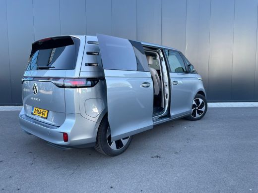 Volkswagen ID. Buzz 1st 77kWh | IQ Light | Adaptive Cruise | Camera | SOH 98% | Elec. Achterklep ActivLease financial lease