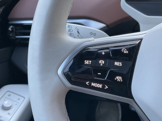 Volkswagen ID.4 Pro 77 kWh 1Eig 360&deg; Pano.dak Stoelverw. iQLight Elec A.klep ActivLease financial lease