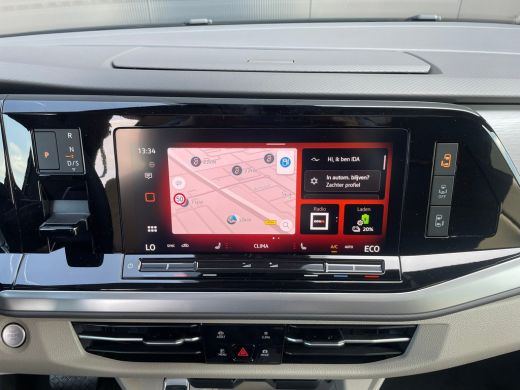 Volkswagen Multivan eHybrid 4MOTION L2 | Bulli | Leder | Glazen Dak | Vis-a-Vis | Houtlook Vloer | 4-Seizoenen Banden ActivLease financial lease