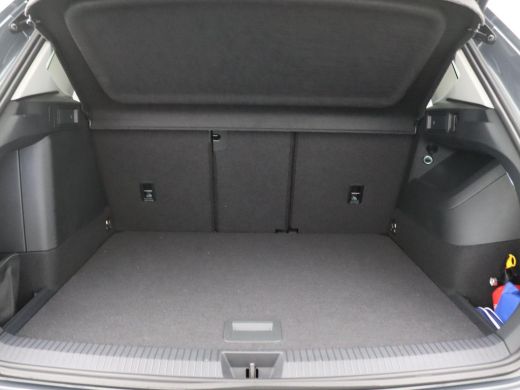 Volkswagen Tiguan 1.5 eHybrid Elegance 204PK DSG Ergo Active Best. Stoel, Keyless, Navi via Apple Carplay/Android A... ActivLease financial lease