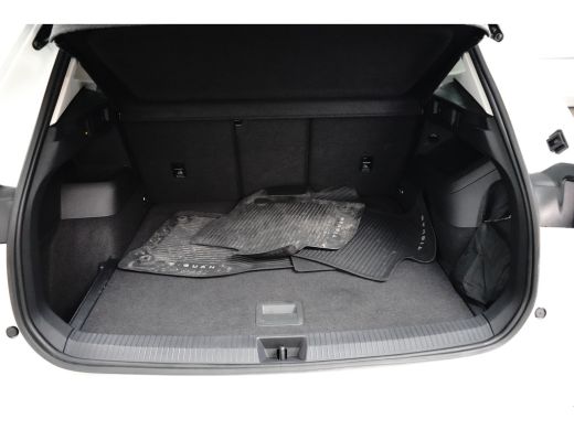 Volkswagen Tiguan 1.5 eTSI 110 kW 150PK Life | Achteruitrijcamera | Trekhaak elektrisch uitklapbaar | Voorstoelen v... ActivLease financial lease