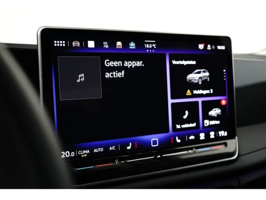 Volkswagen Tiguan 1.5 eTSI 110 kW 150PK Life | Achteruitrijcamera | Trekhaak elektrisch uitklapbaar | Voorstoelen v... ActivLease financial lease