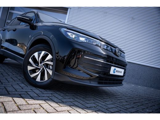 Volkswagen Tiguan 1.5 eTSI Life Edition | Achterbank verwarmd | Achteruitrijcamera | Apple Carplay/Android Auto|tel... ActivLease financial lease