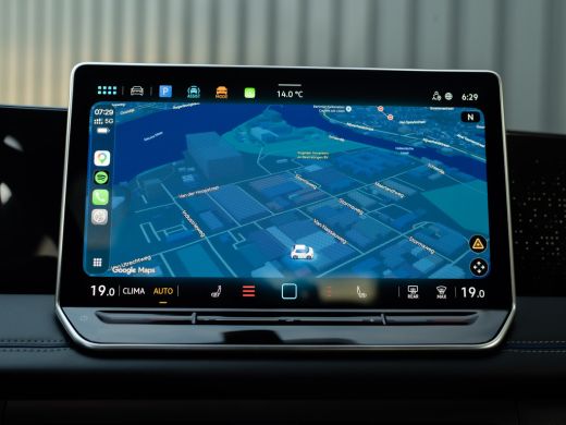 Volkswagen Tiguan 1.5 eTSI R-Line Edition | Trekhaak wegkl. | 360 Camera | Side Assist | IQ Light | Prijs Rijklaar!! ActivLease financial lease